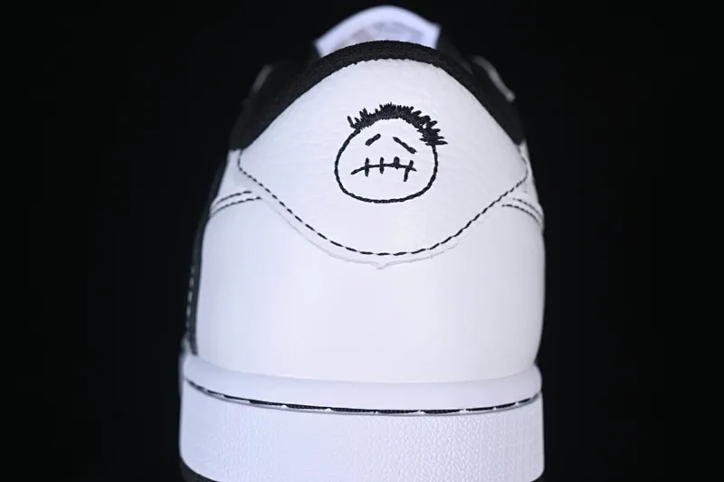All Categories Air Jordan Jordan Series Basketball Shoes Air Jordan 1 Low Travis Scott x Air Jordan 1 Low OG AJ1 Joe 1 Joint Overhead XZ6868-002